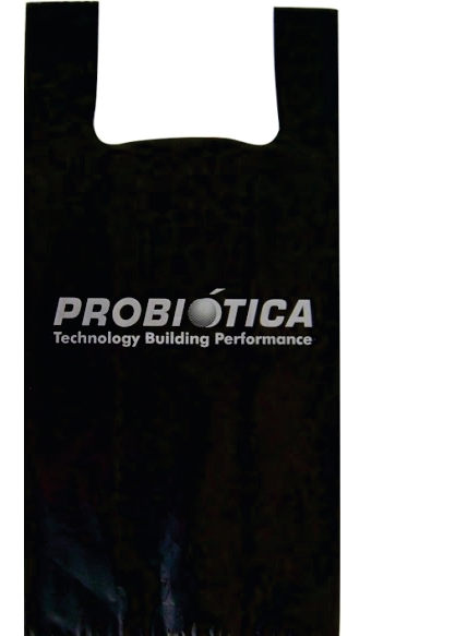 Exemplo de sacola plástica com alça camiseta